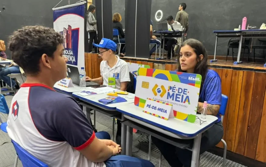 Caravana do Rolê Cidadão amplia acesso à cidadania e beneficia estudantes e comunidade, em Juazeiro