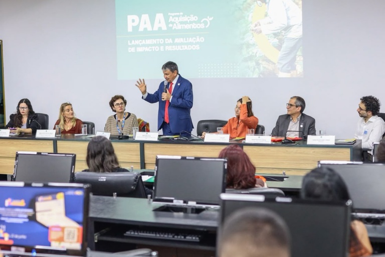 Com PAA, renda da agricultura familiar cresce até 30% e dependência do CadÚnico cai — Agência Gov