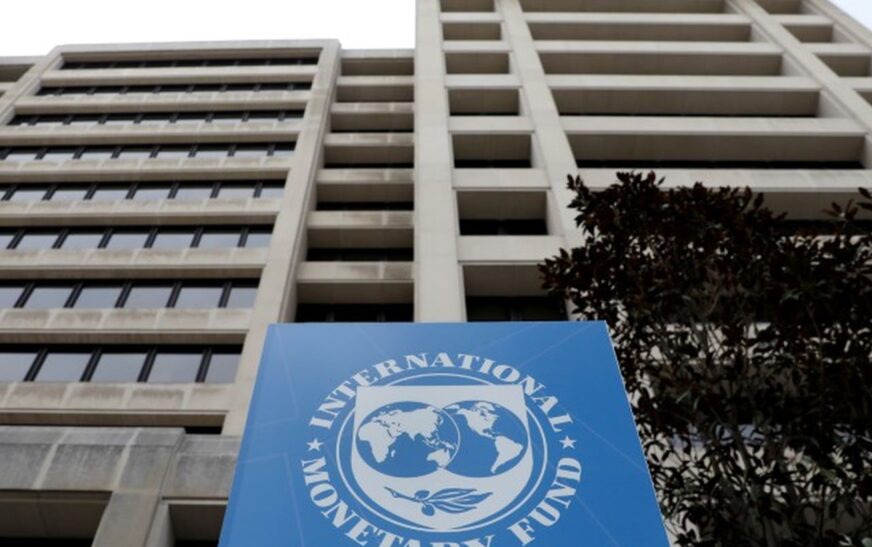 FMI destaca resiliência da economia brasileira e projeta PIB de 2,5%