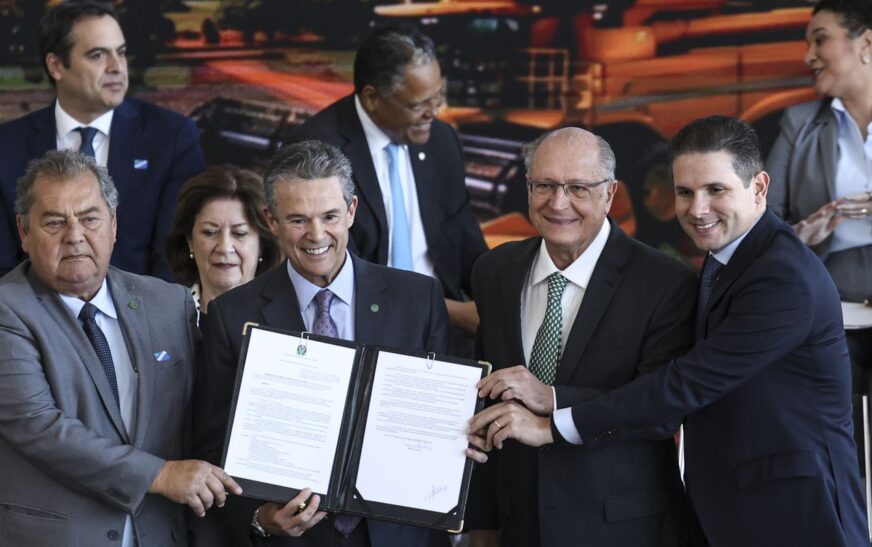 Governo federal lança Plano Safra 2026/2027 de R$ 525,1 bilhões