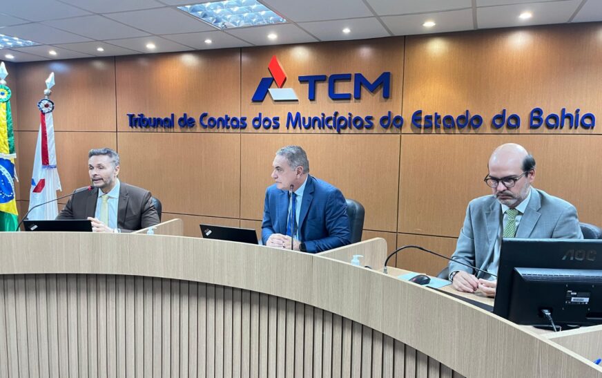 Instituições públicas assinam, no TCM-BA, acordo para qualificação de servidores em gestão de PPPs