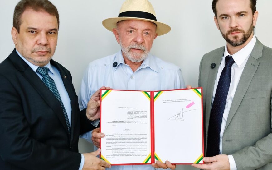 Lula assina decreto que prevê bloqueio de recursos de bets ilegais
