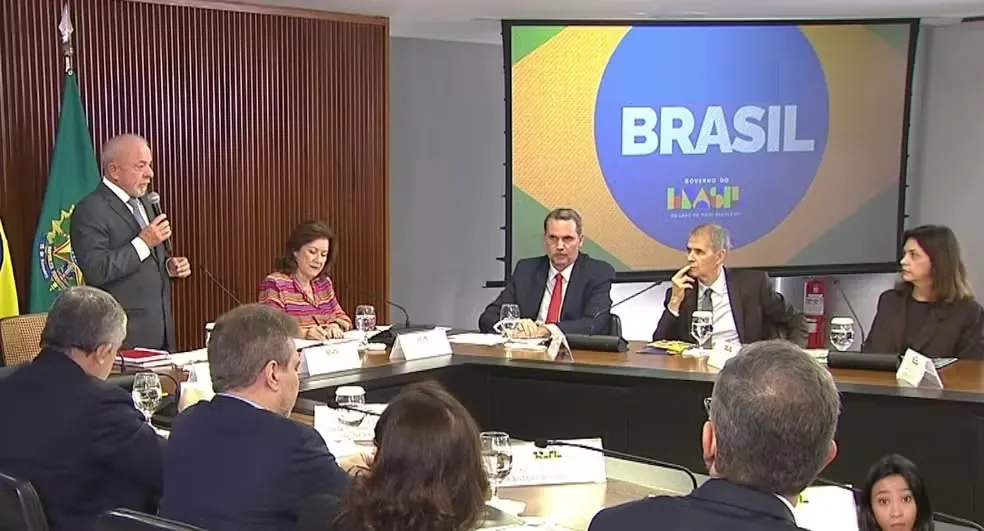 Lula reage a novo tarifaço dos EUA, diz ter sido surpreendido e anuncia nova carta a Trump