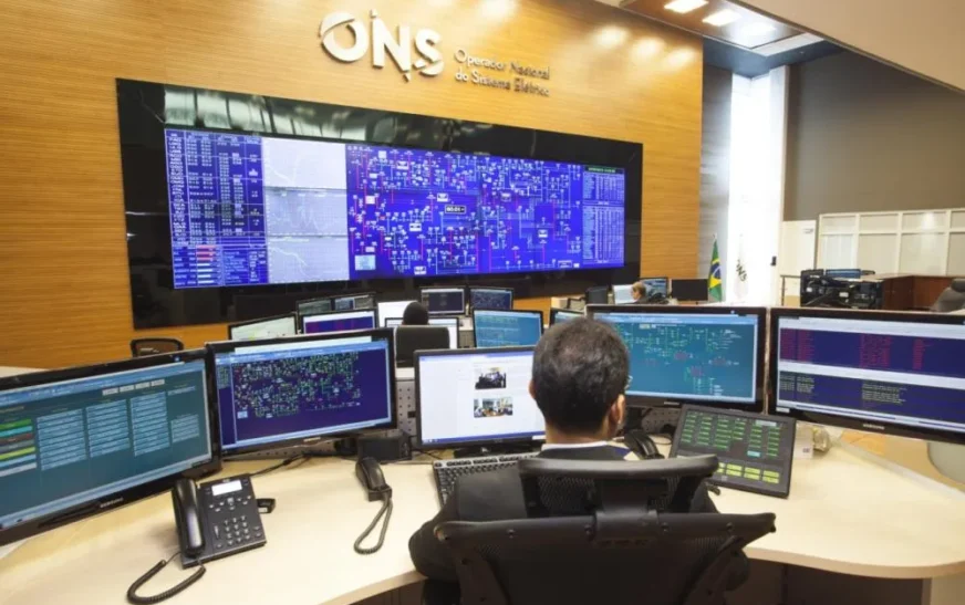 ONS aciona plano inédito para reduzir excesso de energia e evitar risco ao sistema elétrico