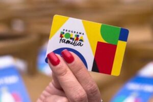 Por decisão do Governo do Brasil, espera pelo BPC não interrompe o Bolsa Família — Agência Gov