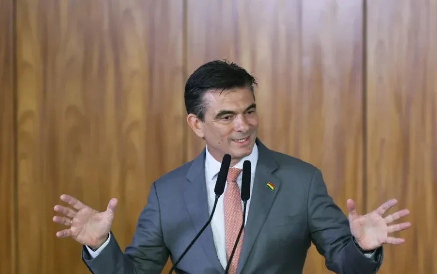 presidente da Bolívia decreta estado de emergência após semanas de bloqueios presidente da Bolívia decreta estado de emergência após semanas de bloqueios