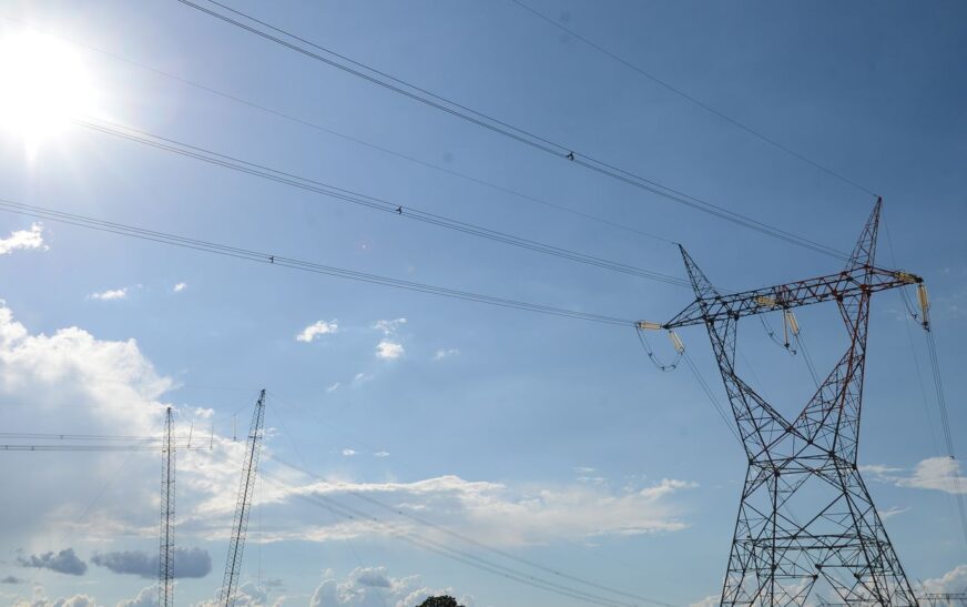 Aneel sorteia mais quatro lotes de transmissão de energia