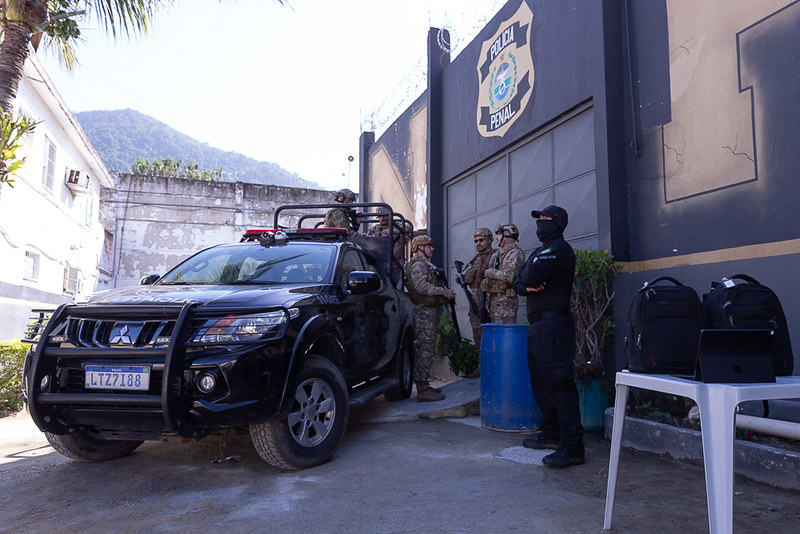 Brasil Contra o Crime Organizado impõe R$ 3 bi de prejuízo a facções e registra queda nos crimes — Agência Gov