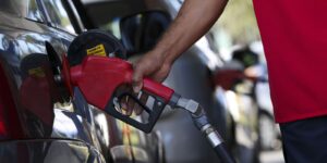 Governo adia reunião que pode aumentar etanol na gasolina para 32%