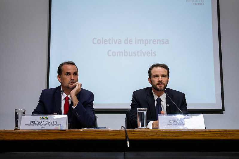 Governo do Brasil inicia retirada gradual de subvenções aos combustíveis — Agência Gov
