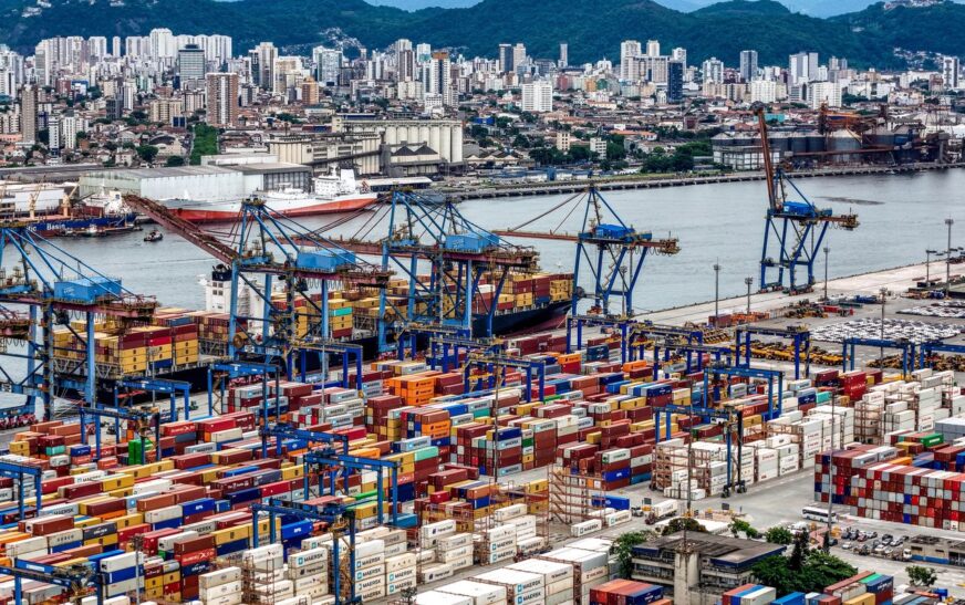 Apex prevê plano de R$ 130 milhões para diversificar exportações Apex prevê plano de R$ 130 milhões para diversificar exportações