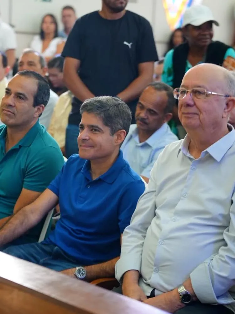 José Ronaldo reúne lideranças em aniversário e recebe homenagens de ACM Neto em Feira de Santana
