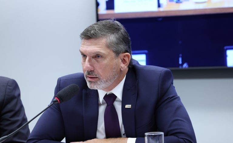 Lei de acesso à informação e os usos dos canais oficiais são tema da Voz do Brasil — Agência Gov