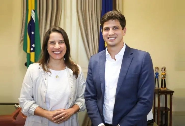 Raquel Lyra tem 48% e João Campos, 42% no 1º turno