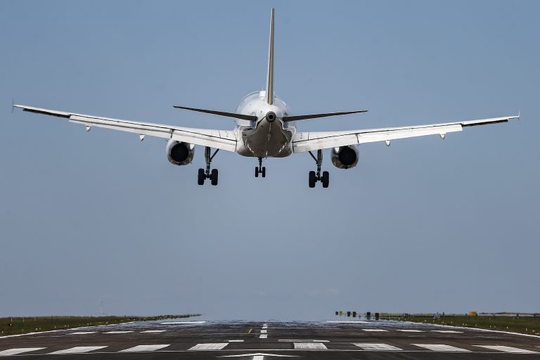 Reclamações e consultas sobre serviços de empresas aéreas podem ser feitas em portal — Agência Gov