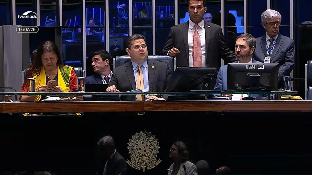 #Acesse Política