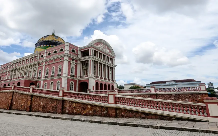 Teatros da Amazônia são reconhecidos pela Unesco como Patrimônio Mundial Cultural — Agência Gov