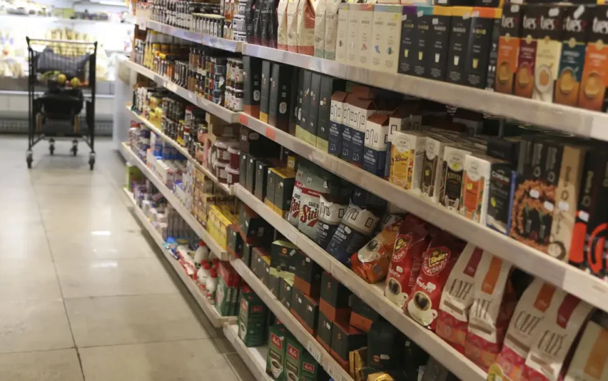 Anvisa propõe atualizar as normas da propaganda de alimentos e de medicamentos — Agência Gov