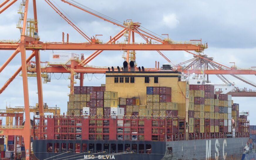 Balança comercial de julho tem superávit de US$ 7 bilhões