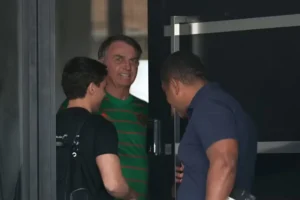 Com autorização do STF, Bolsonaro poderá voltar a receber visitas