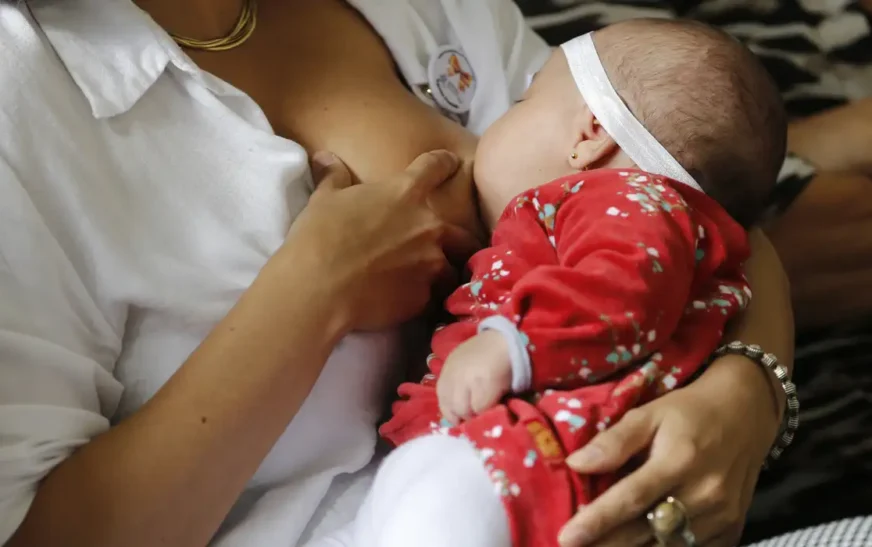 Como o SUS pode ajudar mães na amamentação exclusiva por leite materno até os 6 meses do bebê — Agência Gov