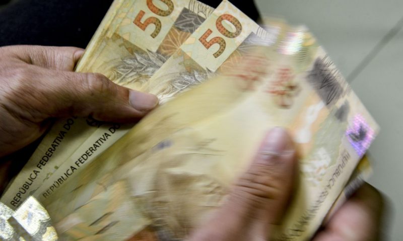 Crédito para renegociação de dívidas de trabalhadores informais adimplentes já está em operação — Agência Gov
