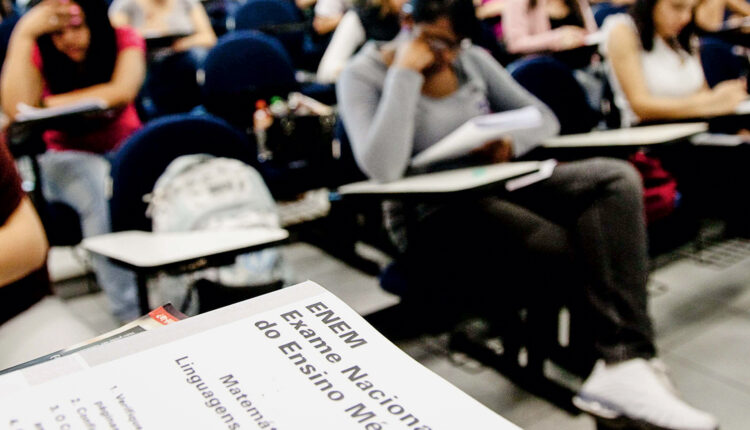 Docentes escolhidos pelos estados vão formar rede de apoio ao Enem 2026 — Agência Gov