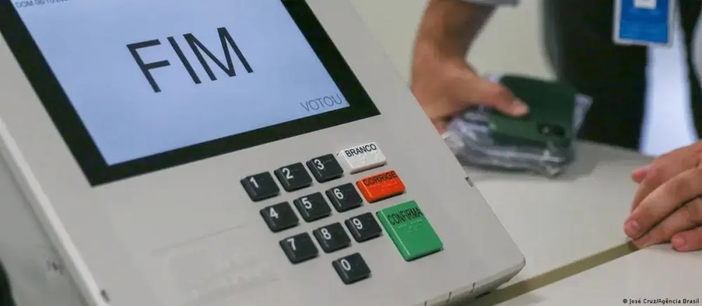 Eleições de 2026 registram recorde de candidatos com ensino superior completo