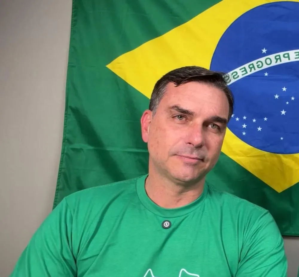 Estado onde Flávio Bolsonaro vence Lula com folga nos dois turnos