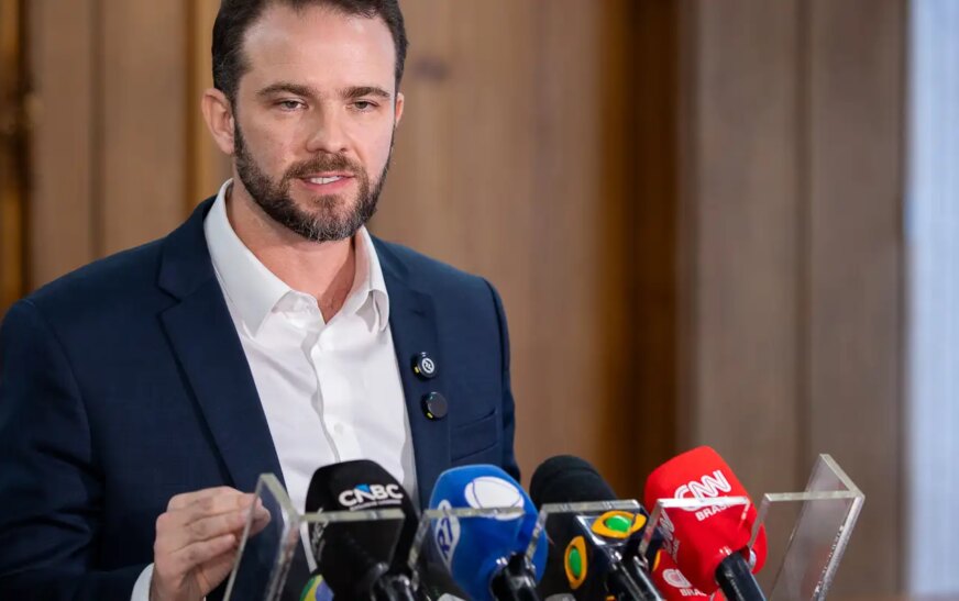 Governo ouvirá empresários para decidir se aplicará lei contra EUA