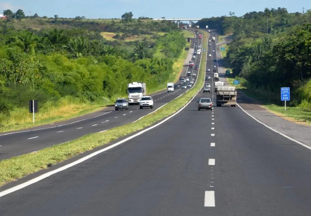 Por que o Brasil não tem rodovias sem limite de velocidade?