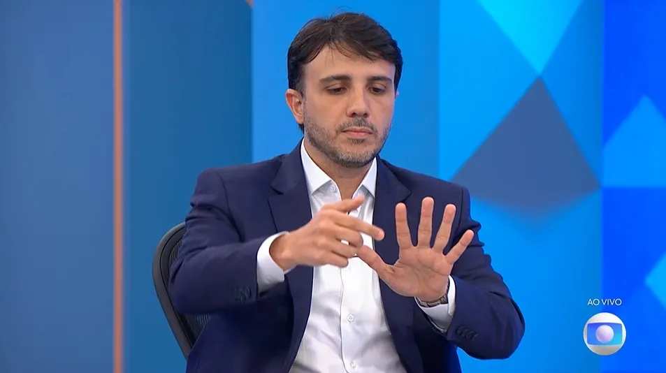 Renan Santos defende bomba atômica, nova reforma da Previdência e endurecimento contra o crime