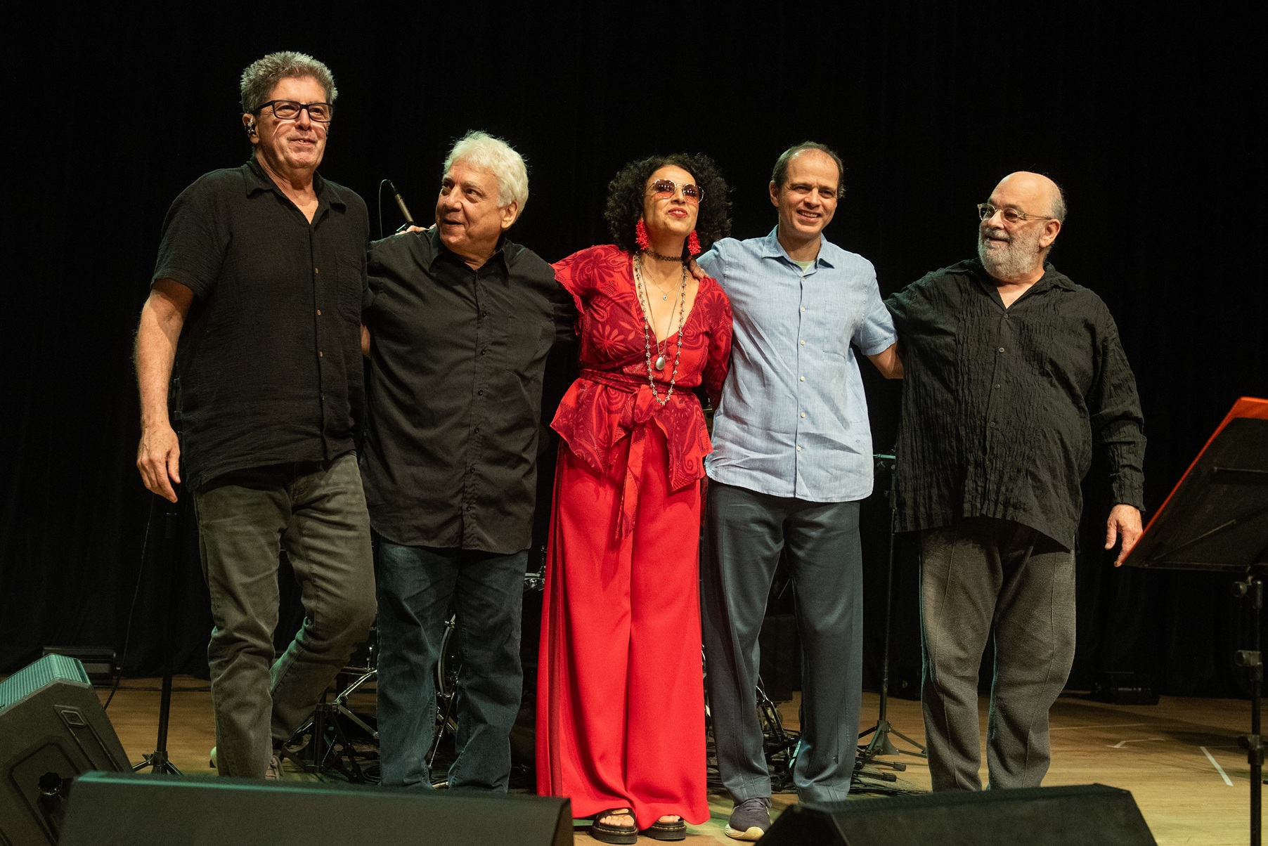 Repertório de Caetano Veloso embala show exclusivo no programa Cena Musical, da TV Brasil — Agência Gov
