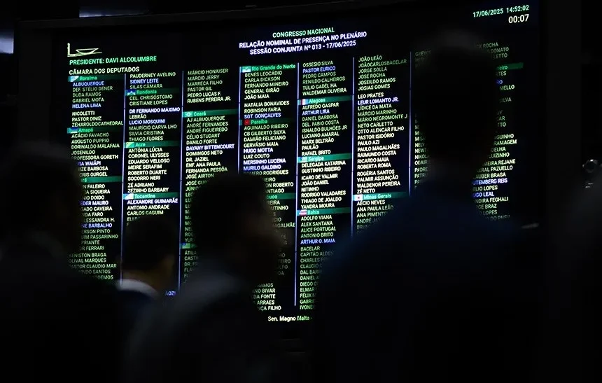 Saúde de senadores custa 10 vezes mais que a de deputados, aponta levantamento Saúde de senadores custa 10 vezes mais que a de deputados, aponta levantamento
