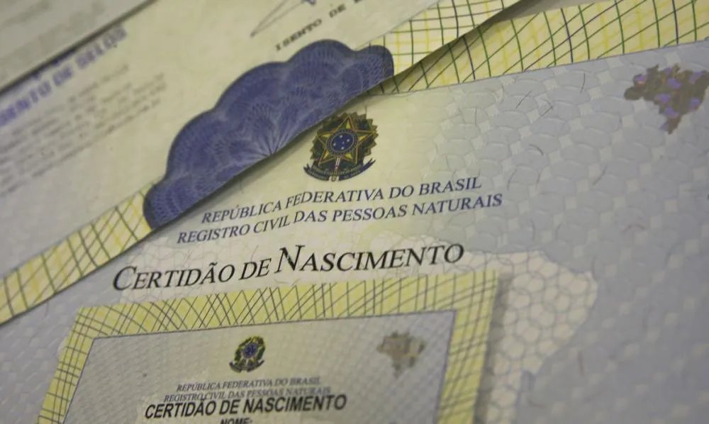 Segunda via de certidões de nascimento, casamento e óbito pode ser solicitada sem sair de casa