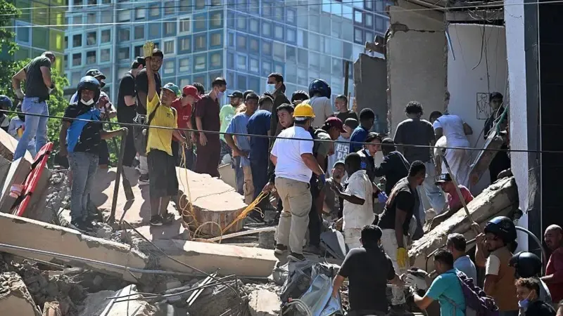 Terremoto deixa dezenas de mortos e destruição na Colômbia