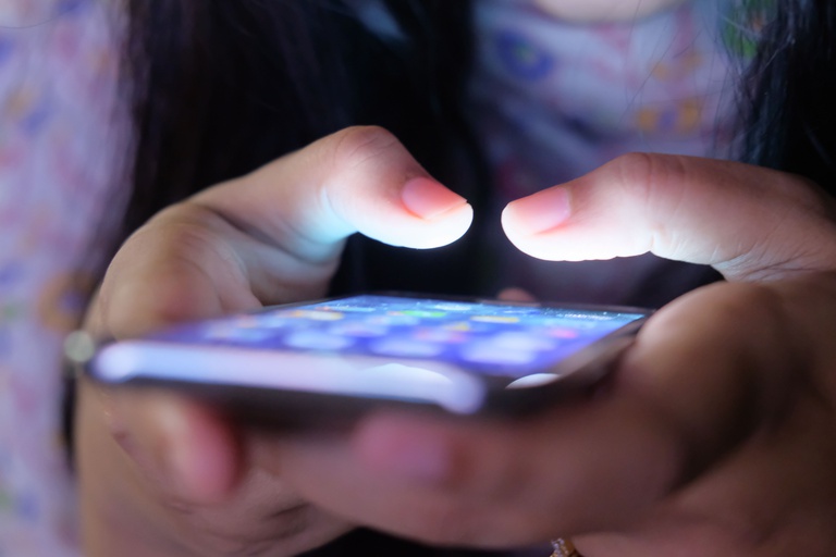 conheça as regras de proteção de crianças e adolescentes no ambiente online — Agência Gov