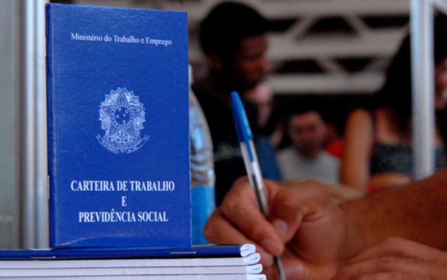 conheça os direitos sobre jornada, descanso e FGTS — Agência Gov