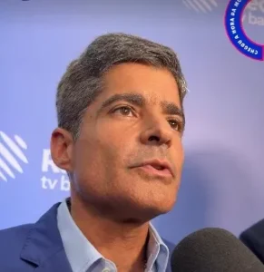 ACM Neto defende liberdade do eleitor e reage a críticas sobre voto Lula-Neto