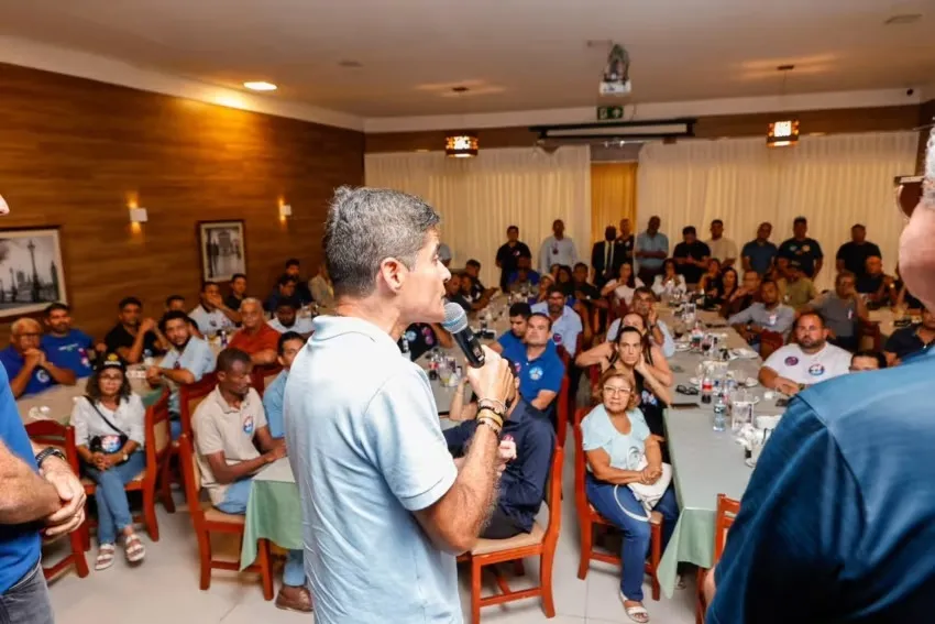 ACM Neto recebe novos apoios de lideranças do PT de cidades da Bahia