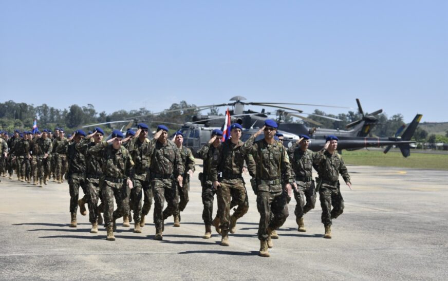 Aviação do Exército celebra 40 anos de recriação — Agência Gov