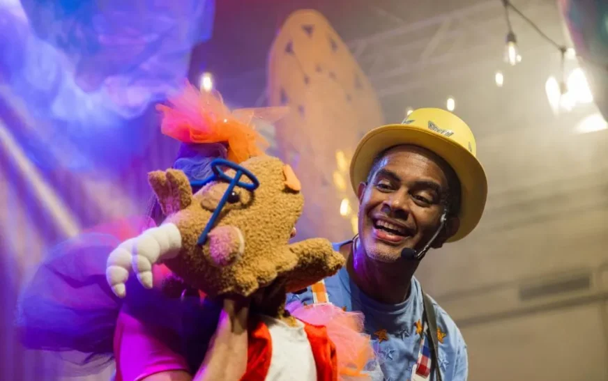 CAIXA Cultural Salvador recebe “Grandes Pequeninos” para celebrar Mês das Crianças com “Cantabrincando”
