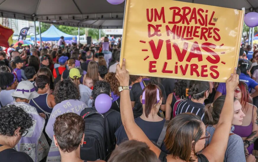 Casos de violência política de gênero crescem 11 vezes em 4 anos Casos de violência política de gênero crescem 11 vezes em 4 anos