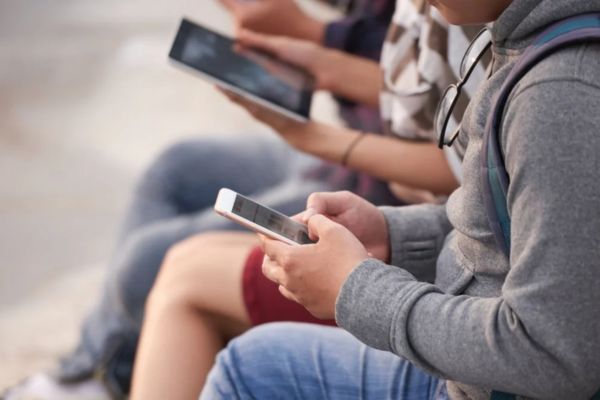 Estudo indica que bets prejudicam 2 milhões de estudantes universitários no ensino privado — Agência Gov