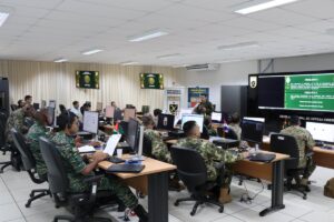 Exército Brasileiro conduz exercício de defesa cibernética entre delegações sul-americanas — Agência Gov