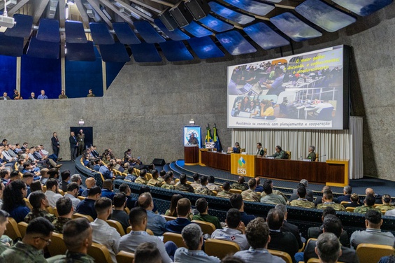 Forças Armadas e sociedade civil treinam defesa do espaço cibernético nacional — Agência Gov