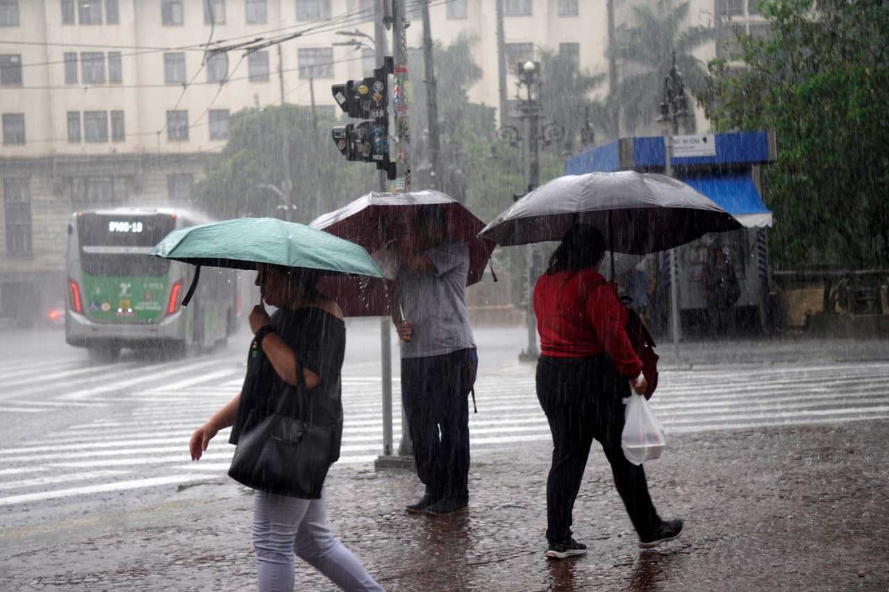 Frente fria provoca chuvas e ventos de até 70 km/h em Salvador e interior da Bahia – Imprensa Bahia