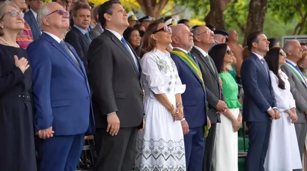 Lula articulou presença de Fachin e Alcolumbre no 7 de Setembro em meio à crise no STF