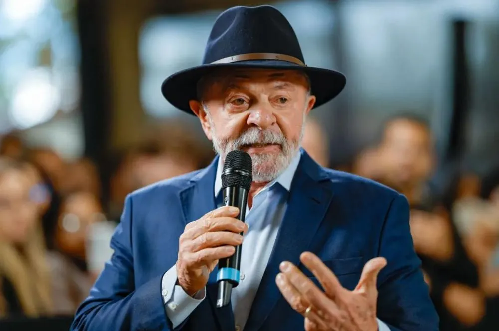 Lula tem 57% de desaprovação e 42% de aprovação