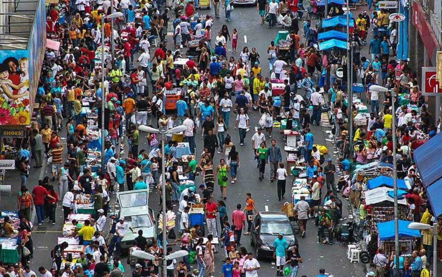 MPSP recomenda intervenção na Feira do Brás por causa de dívida